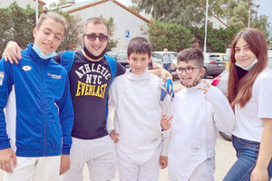 Η ομάδα του Θησέα ξιφασκία