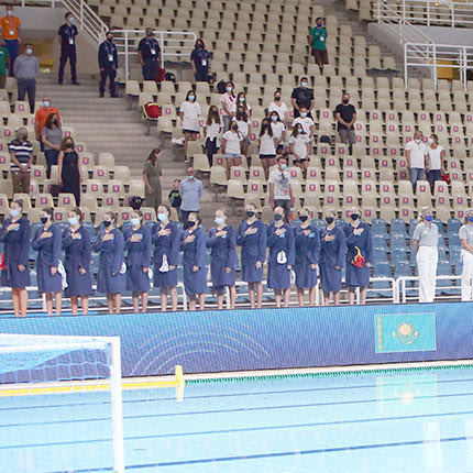 World League στο πόλο γυναικών, το οποίο παρακολουθούν σε καθημερινή βάση στο ΟΑΚΑ, 300 φίλαθλοι. 