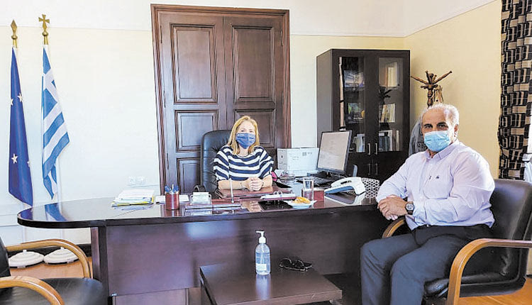 Μανώλης Παραβολιδάκης