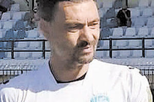 Τάσος Τριανταφύλλου