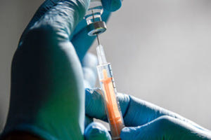 οι εμβολιασμοί για να αποτραπεί ένα τέταρτο κύμα της πανδημίας του κοροναϊού στην Ελλάδα και συνεπώς όσοι δεν πείθονται να κάνουν την δεύτερη δόση του AstraZeneca, θα πρέπει να έχουν τη δυνατότητα να λάβουν όποιο εμβόλιο επιθυμούν