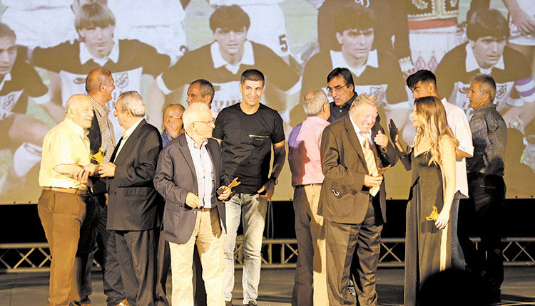 Παίκτες και παράγοντες του ‘87 τιμήθηκαν χθες από την ΠΑΕ ΟΦΗ σε μία θαυμάσια εκδήλωση