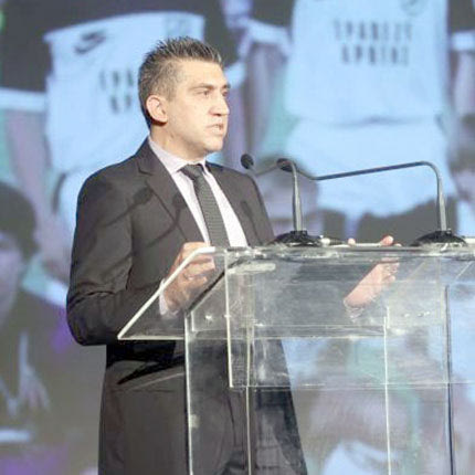 Πολλά συγχαρητήρια αξίζουν στο τμήμα επικοινωνίας της ΠΑΕ ΟΦΗ, στον Μανόλη Βογιατζάκη και την συνεργάτιδά του Μένια Σιδεράκη αλλά και σε όλους τους συντελεστές, για την οργάνωση της εκδήλωσης στο κηποθέατρο