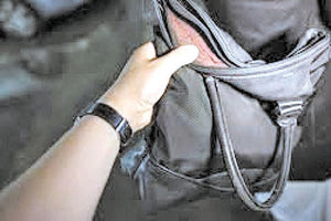 ληστεία τσαντάκιας κλοπή