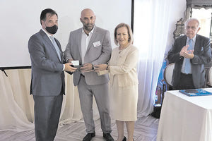 Σημαντική διάκριση για τα «Ξυλοφουρνιστά Φανουράκης»