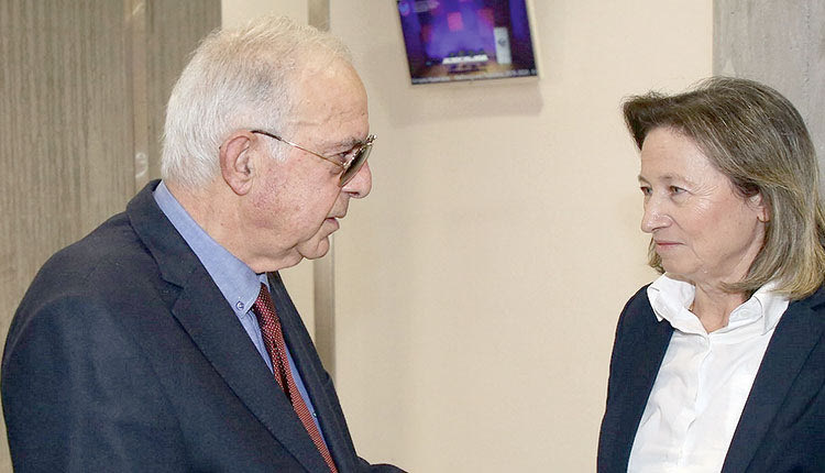 Τα αδιέξοδα στη ΔΕΠΑΝΑΛ