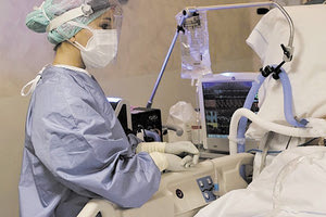 ασθενείς με Covid-19 στις ΜΕΘ των νοσοκομείων της Κρήτης