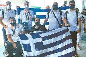 ΜΑΝΩΛΗΣ ΣΤΕΦΑΝΟΥΔΑΚΗΣ KAI ΚΩΣΤΑΚΗΣ ΧΡΥΣΟΙ στην κορυφή της Ευρώπης