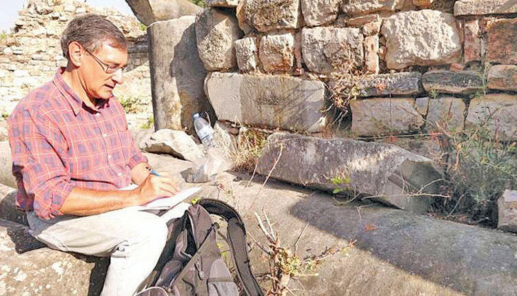 Ο κ. Άγγελος Χανιώτης