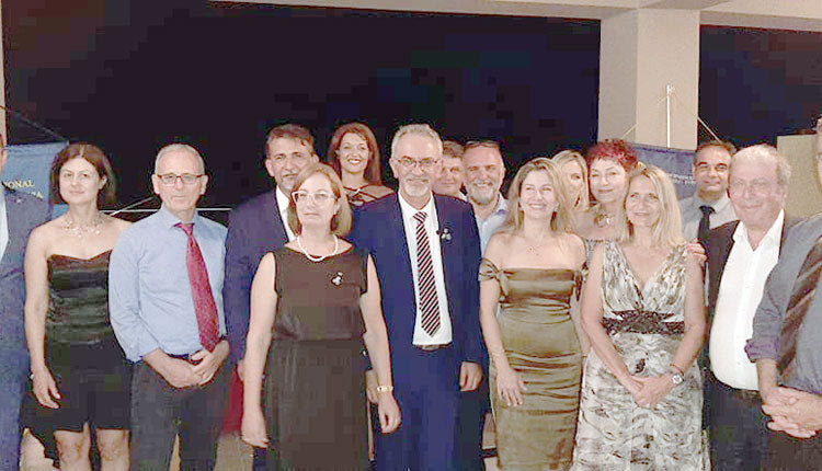 Τα μέλη της νέας λέσχης Lions Minoan Heraklion