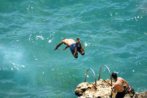 βουτιά θάλασσα