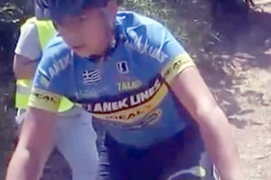 Ο Νικόλας είναι πρωταθλητής ποδηλασίας (φωτό από την εκπομπή live news του Mega)