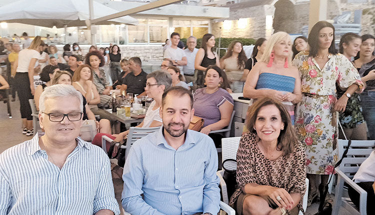 Η αντιδήμαρχος Ηρακλείου Ρένα Παπαδάκη, ο εντεταλμένος σύμβουλος Πολιτισμού της Περιφέρειας Κώστας Φασουλάκης και ο συγγραφέας