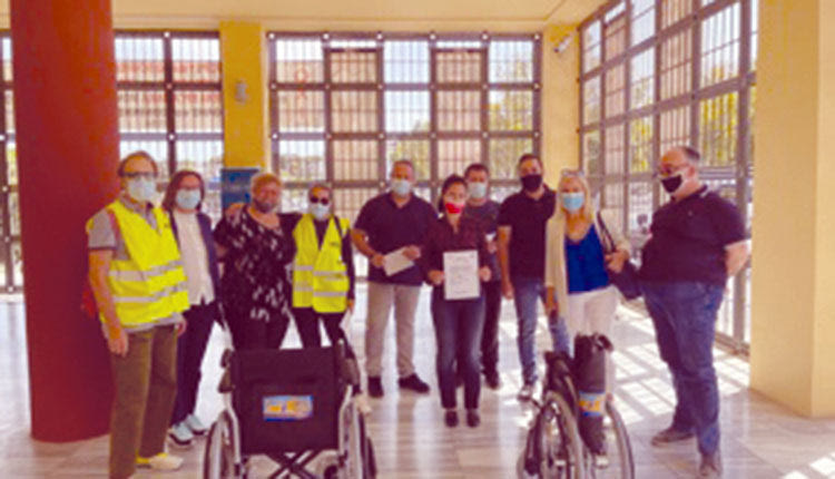 Ολοκληρώθηκε η παράδοση των αμαξιδίων  από τον Ροταριανό Όμιλο Candia