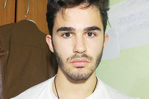 Ο Δημήτρης Στυλιανάκης ονειρεύεται να γίνει γιατρός και είναι άσος στην Χημεία και την Φυσική!