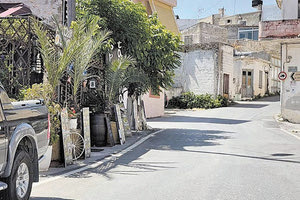 Πυροβόλησε μάνα και πατέρα μπροστά στα μάτια των παιδιών τους