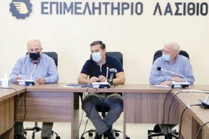 Από την επίσκεψη Τσίπρα στο νοσοκομείο Ιεράπετρας