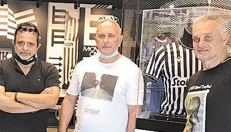  Στη Θεσσαλονίκη βρέθηκαν παράγοντες του ΠΑΟ Κρουσώνα, με επικεφαλής τον πρόεδρο Κώστα Μπουμάκη για την προγραμματισμένη συνάντηση με στελέχη του… αδελφού ΠΑΟΚ. 