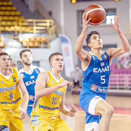 Ο Νικολαΐδης σε μία προσπάθειά του στο χθεσινό ματς