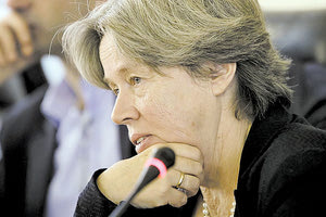 Αθηνά Λινού