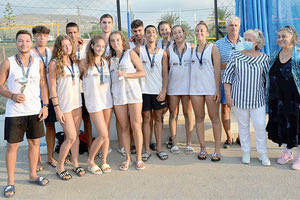 Οι πρωταθλητές στο μπιτς βόλεϊ με παράγοντες της ΕΣΠΕΚ