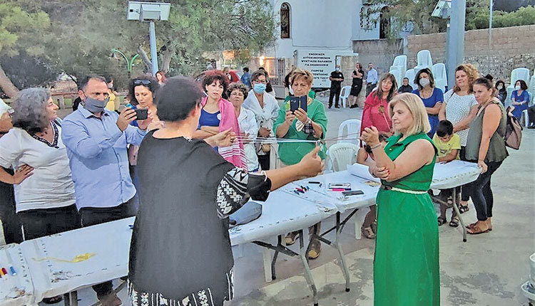 Ξετύλιξαν με επιτυχία το νήμα στο Μουσείο Υφαντικής