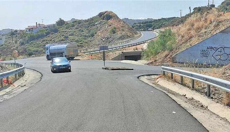 Μετά από πλήθος καθυστερήσεων και ταλαιπωρίας πάνω στον Βόρειο Οδικό Άξονα, παραδόθηκε πρόσφατα το έργο για τους κόμβους της Αγίας Πελαγίας