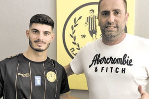 Ο Βουτσάς με τον Γιώργο Τουτζάρη