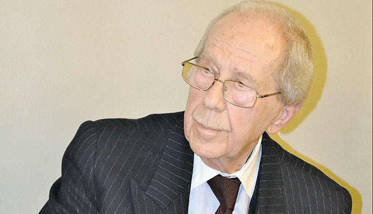 Έφυγε από τη ζωή ο Χανιώτης λογοτέχνης Δημήτρης Κακαβελάκης