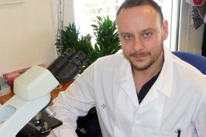 ΜΑΓΙΟΡΚΙΝΗΣ-ΔΗΜΟΠΟΥΛΟΣ: Οι δύο καθηγητές εξηγούν γιατί νοσούν οι εμβολιασμένοι