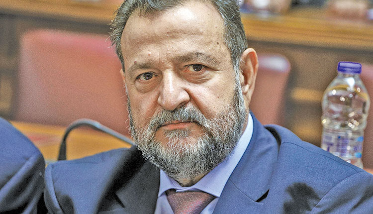 ο Βασίλης Κεγκέρογλου