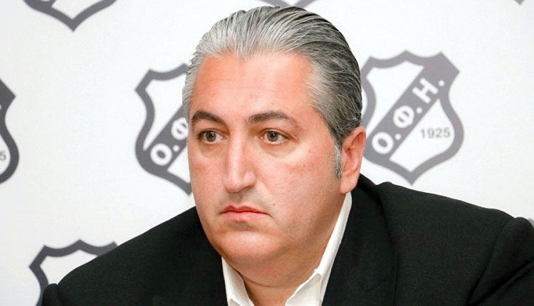 ο Μιχάλης Μπούσης