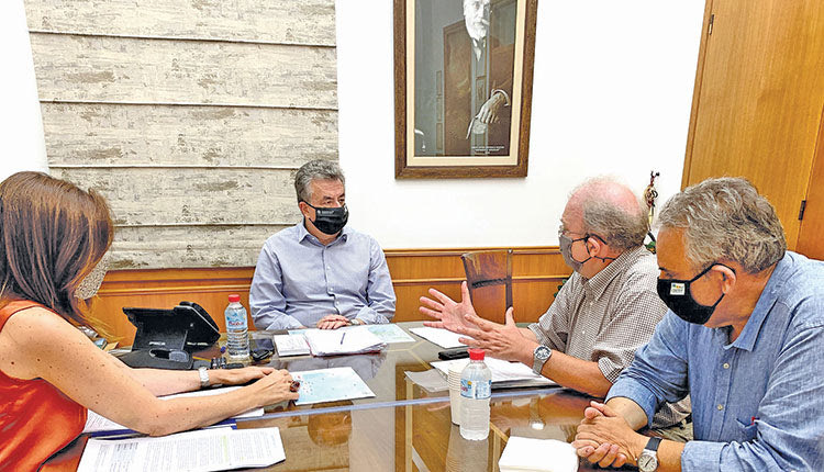 Από τη συνάντηση στην Περιφέρεια Κρήτης