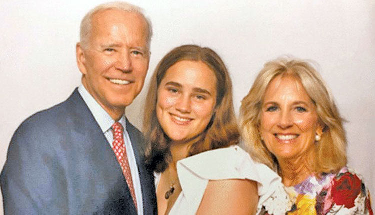 Τζο Μπαϊντεν και η εγγονή του Μέισι