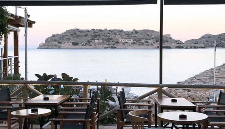 Πλάκα Ελούντας