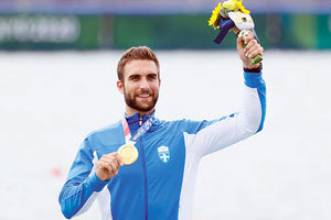 Έκανε το όνειρό του πραγματικότητα ο Στέφανος Ντούσκος