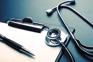 Ο αξιωματικός της ΕΛ.ΑΣ. Δ. Χουστουλάκης ορκίστηκε και ως γιατρός