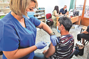 ΚΙΝΗΤΕΣ ΜΟΝΑΔΕΣ Στον Κρουσώνα την Πέμπτη για τη δεύτερη δόση