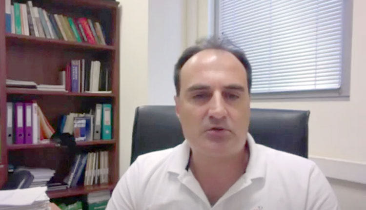 Ο επιβλέπων καθηγητής του, Γεράσιμος Αρματάς