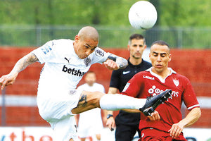 Δεν αποκλείεται να πληρώσει ακριβά ο Μεγιάδο την αποβολή στο φιλικό με τη Βέστερλο