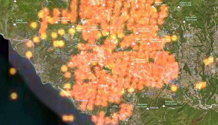 Οι χθεσινές πυρκαγιές στην Εύβοια από εικόνα δορυφόρου που ανάρτησε το ghettomagazine 