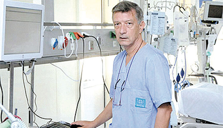 Ο υπεύθυνος των Μονάδων Εντατικής Θεραπείας του νησιού και διευθυντής της ΜΕΘ του Πανεπιστημιακού Γενικού Νοσοκομείου Ηρακλείου, Δημήτρης Γεωργόπουλος