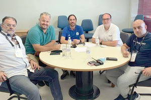 Οι κ. Μαρκάκης, Βαρδαβάς με τους παράγοντες που επιθεώρησαν τις εγκαταστάσεις