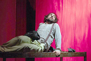 «Έγκλημα και Τιμωρία» στο μικρό κηποθέατρο