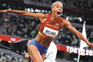 ΤΟΚΥΟ 2020: Παγκόσμιο ρεκορ στο τριπλούν απο την Ρόχας