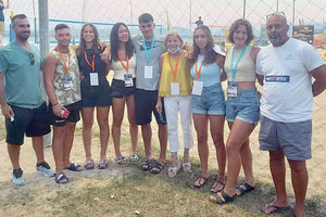 Οι κρητικές ομάδες που αγωνίστηκαν στο πανελλήνιο Κ19 με τους προπονητές τους