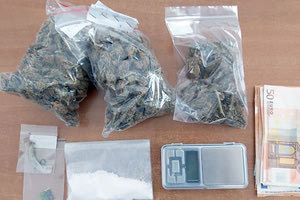 Τον έπιασαν με κάνναβη