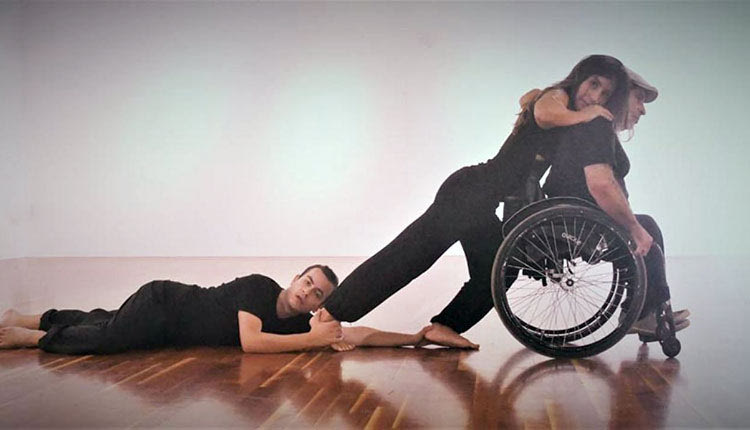 MIND THE GAP ΑΠΟ ΤΟ DAGIPOLI DANCE CO, ΠΥΡΗΝΑΣ ΤΟΥ ΟΠΟΙΟΥ ΕΙΝΑΙ ΑΤΟΜΑ ΜΕ ΑΝΑΠΗΡΙΑ Όταν ο χορός ανοίγει ρωγμές σε σκληρά στερεότυπα