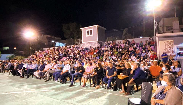 Ο καθηγητής Άκης Τσελέντης, όπως είναι γνωστό, μίλησε τη Δευτέρα σε εκδήλωση που οργάνωσε ο Πολιτιστικός Σύλλογος Αρκαλοχωρίου, παρουσία πλήθους κόσμου.