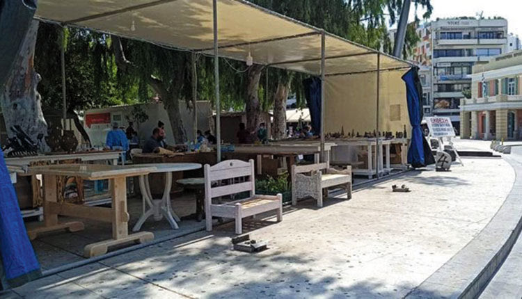 ΠΛΑΤΕΙΑ ΕΛΕΥΘΕΡΙΑΣ Οι κρατούμενοι εκθέτουν και μέσα στην πανδημία